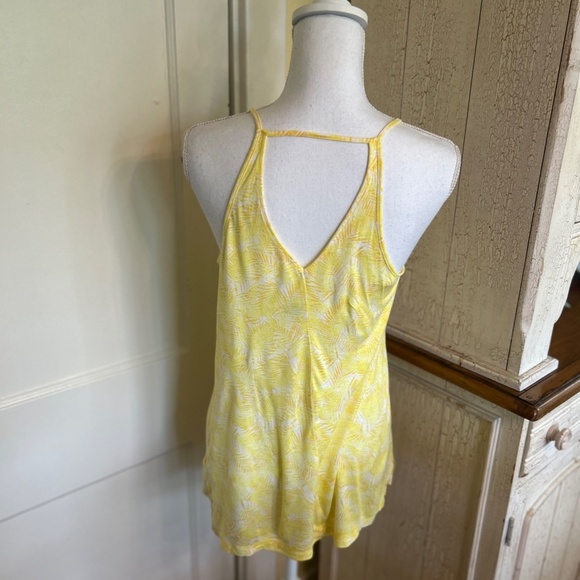 Old Navy Tank Top - Picture 3 of 5